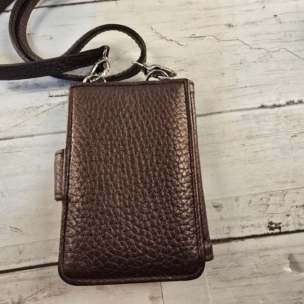 Brighton Bronze Pebbled Leather Crossbody Cell Phone Wallet Purse Silver‎ Scroll